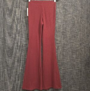 No Boundaries Ribbed Flare Pants Burgundy S (4–6) Drawstring NWT